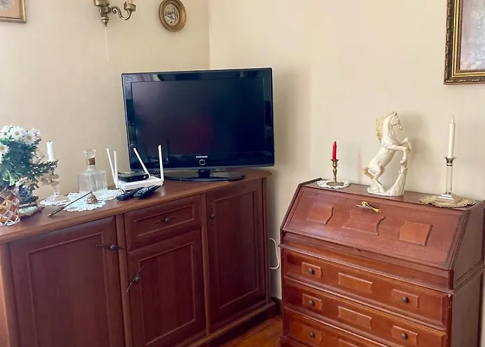 Aristocratic アパート