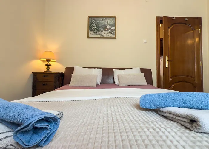 アパート Aristocratic ソフィア